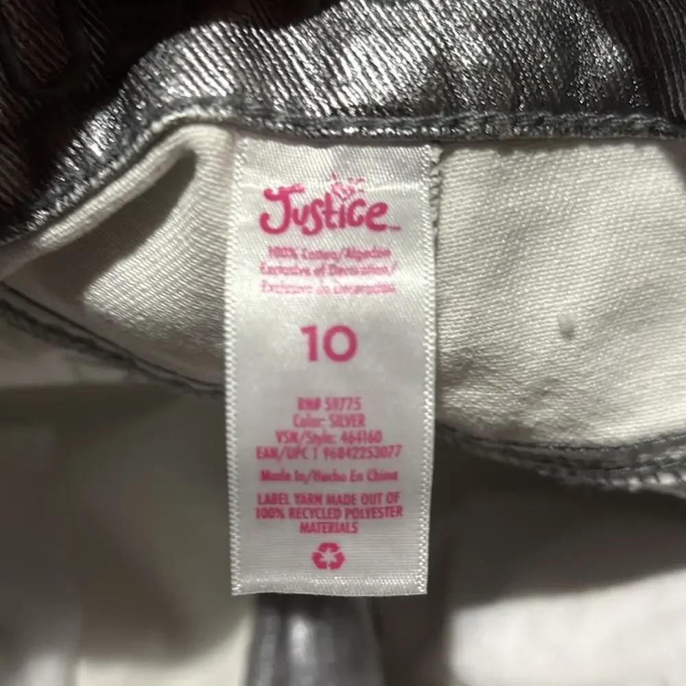 Justice 10 wide